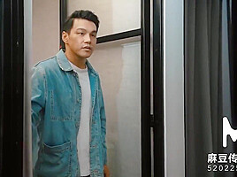 0207 情欲咨询师-免费观看