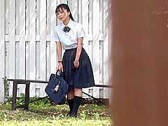 05L1122-Beautiful Girl Fucked During Wild Piss