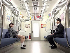 06933 Beautiful girl and old man