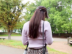 ニットの上からでも一目でわかる殺人的巨乳若妻083wwwwwww