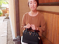 初撮り五十路妻ふたたひ　真木さゆり 15 Min With Sayuri Maki