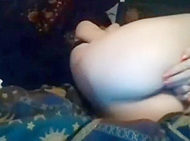 19yo 1 cums hard fucking a dildo