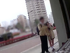 230430彼氏のちんこも分からない少女10