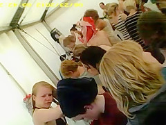 3396774_duschszene_festival_voyeur mp4