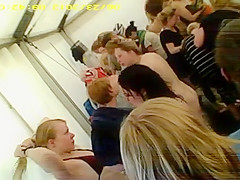 3396774_duschszene_festival_voyeur mp4