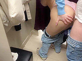 A Real Creampie In The Cum In My Tight Pussy While I Try On Jeans