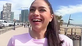 A martha la croft le gusta la vrg espa&ntilde ola