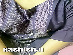 Akeli Indian Stepmom Ne Stepson Ko Choot Di Dirty Talk