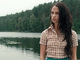 Alicia Vikander - Public nudity, Naked Swimming - Kronjuvelerna (2011)