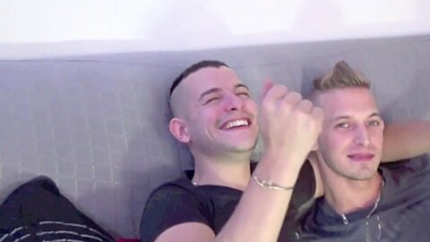 Amateur Sex Tape With Dimitri Fucking Bareback Mael - CrunchFrenchBareback