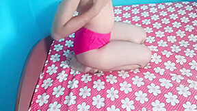 Amateur Solo Fingering Her Pussy Alone In Home Alone