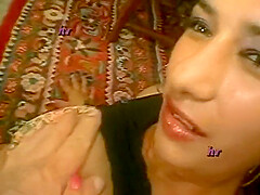 Amateur Swingers Scene In Innocente E Perversa 01