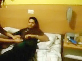 Amatrice bresilienne de 19 ans suce a fond dans sa sextape