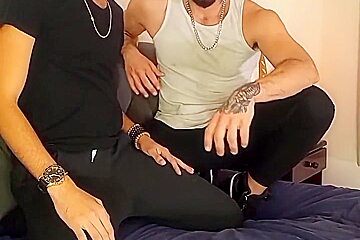 Andre Runke - Thales Botelho E Em: Dois Ativos Se Pegando (completo No Xvideos Red) 5 Min