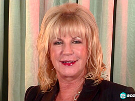 Anneke Gets Anal