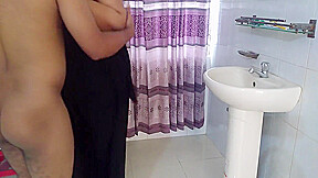 Badi Gand Vale Sexy Naukarane Ke Jabaradast Chudai - Huge Ass teen 18+ Maid Fucked