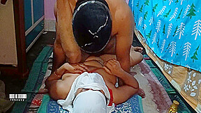 Bangali Hot Married Woman Gets Fucked By A Watchman !!