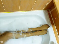 Bathing My Feet