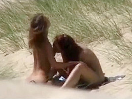 Beach Step mom and Step daughter Dune Fun