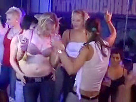 Beauties Craves To Fuck The Army Dancer
