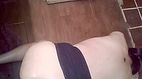 Bell shemale enjoys her extreme anal session