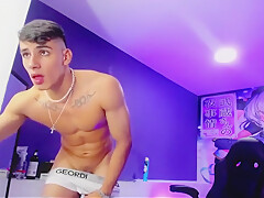 Belt Spanking Cam Boys Play Porn