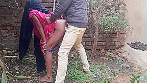 Bhabhi Ki Ko Ghar Ke Bahar Me Pela