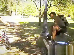 Biaggi fudendo um cuzinho apertado na garagem