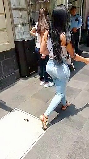 Bien nalgona en madero df hd