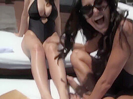 Big Tit Lesbians Eating Out And Fingering Each Others With Ava Addams And Angela White