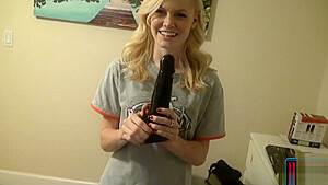 Blonde amateur teens 18+ in real homemade pornos with their bfs