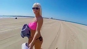 Blondie Fessers Phat Pussy Got Pounded In A Bridge