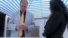 Bordell zur geilen Hausfrau