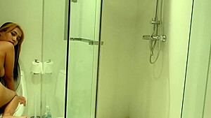 Boyfriend Spanks His Thai Girlfriends Pussy While Doggie And Gapes Her Asshole