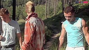 Boys Take It Outside: Sc  1!