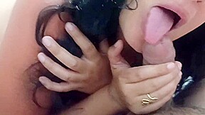 Brunette With A Big Ass Gives A Good Blowjob