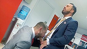 Bulrog Fucks Logan