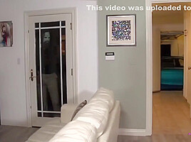 Busty Black Bitches Doing Trick Or Treat With Visitor Huge Dong