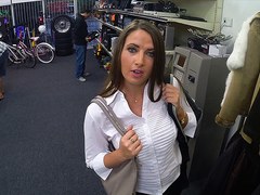 Busty and MILF cooz wants to sell her bugle ends up riding cock