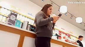 Candid - Uggs and Lululemon