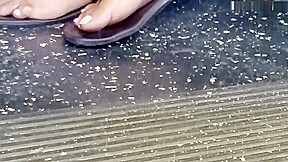 Candid ebony feet on the bus