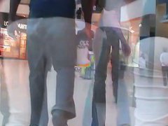 Candid street blonde in tight jeans with sexy butt