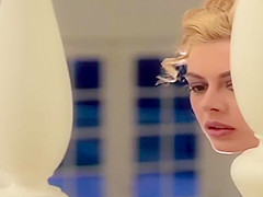 Celebrities Cinzia Roccaforte & Lisa Comshaw Nude Sex Video