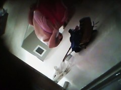 Changing room video gives full account of lingerie