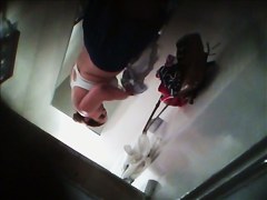Changing room video gives full account of lingerie