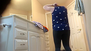 Chubby Chick Changing [FULL VIDEO]