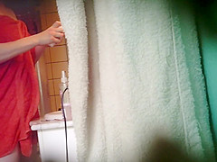 Chubby asian girl spied in bathroom