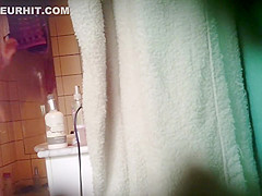 Chubby asian girl spied in bathroom