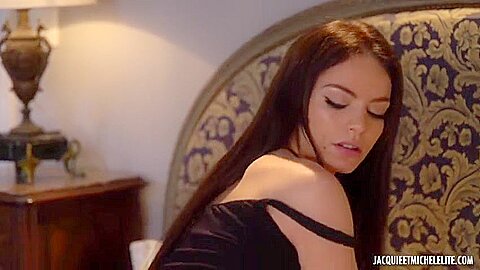 Clara Mia Horny Threesome 2