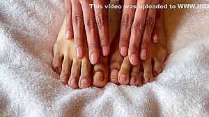 Clear Nails Fetish 8 Min - Viva Athena